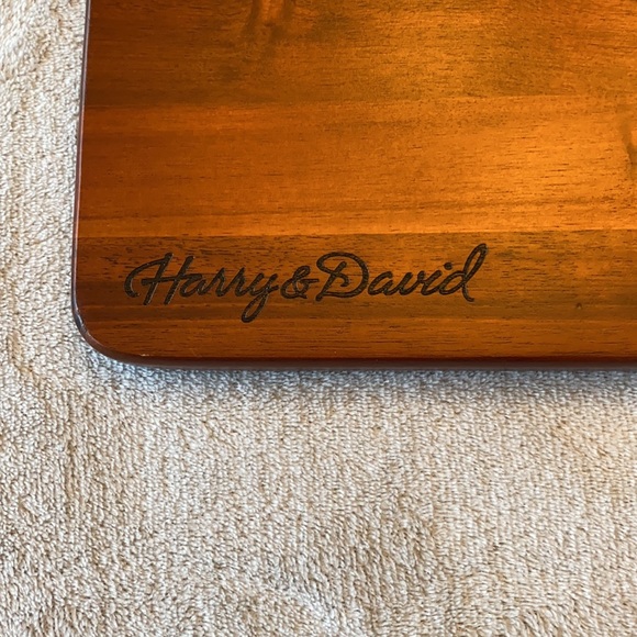 Harry and David Wood Cheese Board - Picture 3 of 4